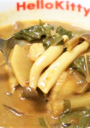 赤かぶとしいたけ、ぶなしめじの適当カレー-レシピのメイン写真