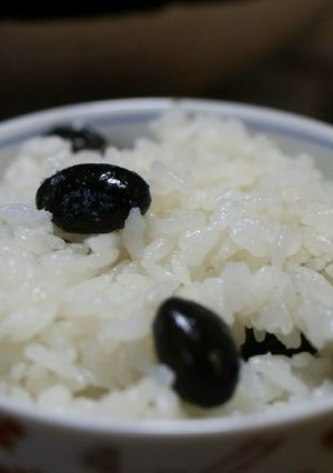 土鍋で炊く丹波の黒豆ご飯-レシピのメイン写真
