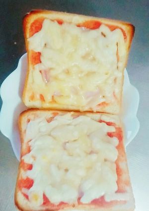 材料4つ!簡単ピザトースト(^^)-レシピのメイン写真