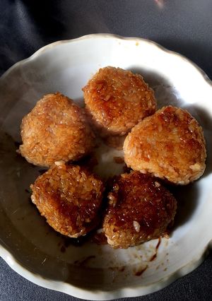 冷凍に負けない！母直伝簡単焼きおにぎり♪-レシピのメイン写真