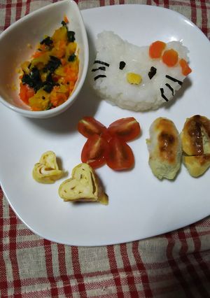 離乳食中期～後期お祝いにも☆キティ膳-レシピのメイン写真