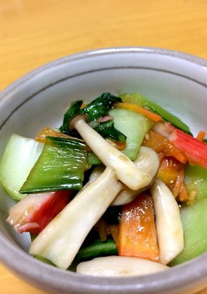 しめじ青梗菜カニカマ人参の生姜炒め☆-レシピのメイン写真
