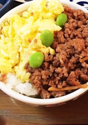 卵とひき肉のそぼろ丼♫-レシピのメイン写真