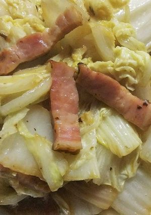 白菜とベーコンのバター醤油炒め-レシピのメイン写真