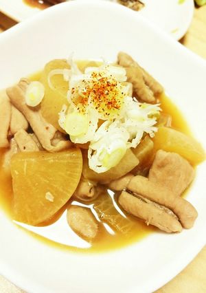ご飯が進みます!モツと大根煮♪-レシピのメイン写真