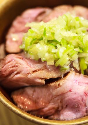 ☆低温調理☆簡単ネギ塩チャーシュー丼-レシピのメイン写真
