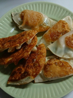 【幼児食】餃子の皮でつつんでみました。-レシピのメイン写真