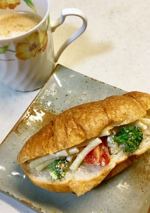 マカロニサラダ＆クロワッサンサンド-レシピのメイン写真