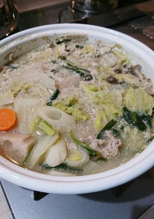 1歳児と一緒に食べる～ゴマ豆乳鍋～-レシピのメイン写真