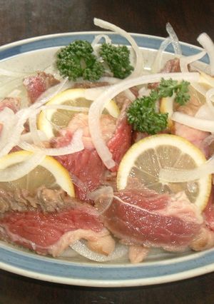 冷凍庫を使って旨みがギュ！牛のタタキ-レシピのメイン写真