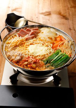 ウマ辛やみつき！キムチーズで本場プデチゲ-レシピのメイン写真