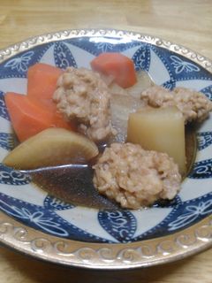 鶏団子と大根、人参の煮物-レシピのメイン写真