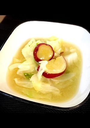 【便秘解消】きゃべつとさつまいもの味噌汁-レシピのメイン写真