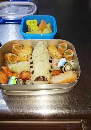 飛行機のキャラ弁-レシピのメイン写真