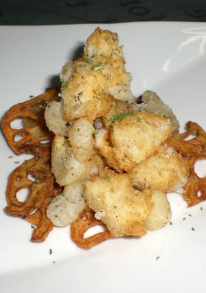 揚げモチと蓮根チップ～塩味～-レシピのメイン写真