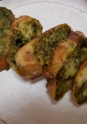 じゅわっと香るバジルのガーリックトースト-レシピのメイン写真