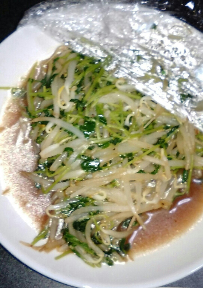 豆苗ともやしのオイスターソース♪-レシピのメイン写真