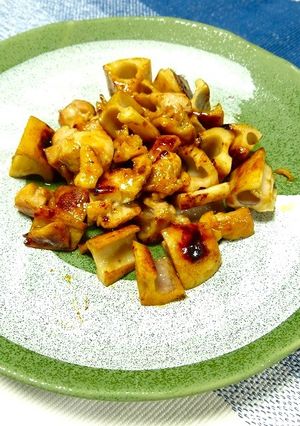 糖質制限！鶏と蓮根のピリ辛炒め-レシピのメイン写真