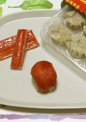 お弁当♡カニカマ&焼売(市販)で赤い焼売-レシピのメイン写真