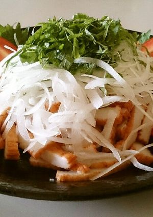 簡単【薩摩揚げ・玉葱・大葉でおつまみ♪】-レシピのメイン写真