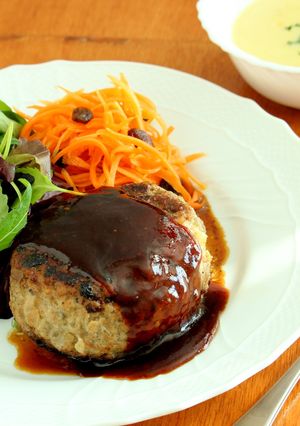 定番ふっくら焼けます基本のハンバーグ-レシピのメイン写真