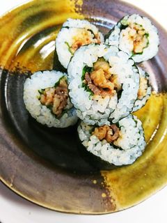 タレ付き牛肉で簡単巻き寿司-レシピのメイン写真