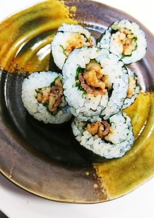 タレ付き牛肉で簡単巻き寿司-レシピのメイン写真