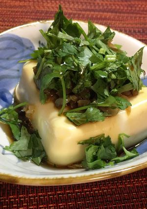 材料3つのパクチー搾菜豆腐-レシピのメイン写真