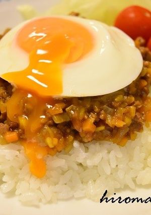 フライパンで簡単!卵とろ~りドライカレー-レシピのメイン写真