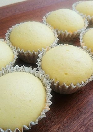 ベビー喜ぶご飯1☆HMで粉ミ蒸しパン-レシピのメイン写真