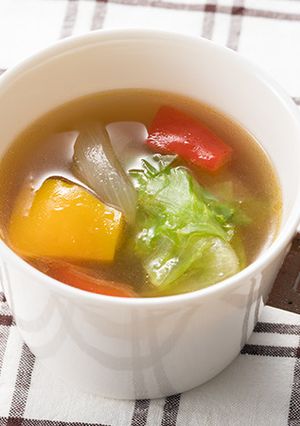 彩り野菜のコンソメスープ-レシピのメイン写真