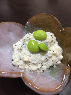 黒ごま豆腐オン枝豆-レシピのメイン写真