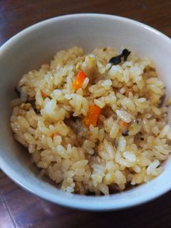 鍋のリメイク❗炊き込みご飯-レシピのメイン写真