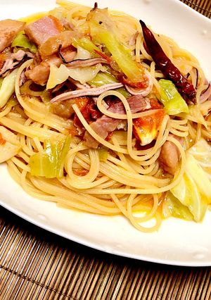 キャベツとトマトのペペロンチーノ!-レシピのメイン写真