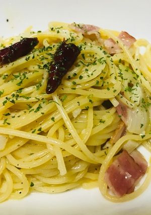 ベーコンと玉ねぎのペペロンチーノ-レシピのメイン写真