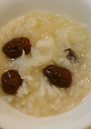 漢方医お勧め薬膳！銀耳大棗粥-レシピのメイン写真