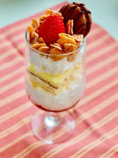 簡易いちごパフェ-レシピのメイン写真
