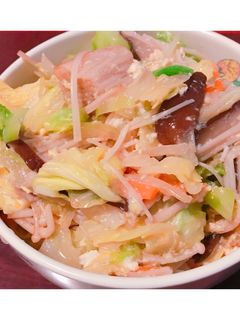 キャベツときのこ類の卵とじ丼-レシピのメイン写真
