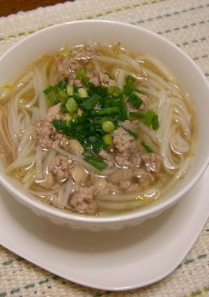 センレック　ナーム（豚挽き肉入り麺）-レシピのメイン写真