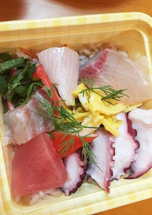 簡単♡豪華見え！海鮮ちらし寿司-レシピのメイン写真