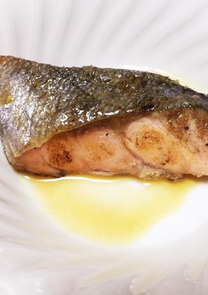 簡単★塩鮭の醤油バタームニエル-レシピのメイン写真
