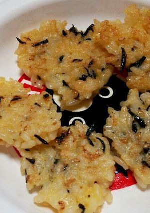 離乳食後期～１歳☆手づかみ卵かけごはん！-レシピのメイン写真