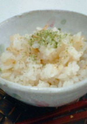 桜えびと紅生姜の炊き込みご飯-レシピのメイン写真