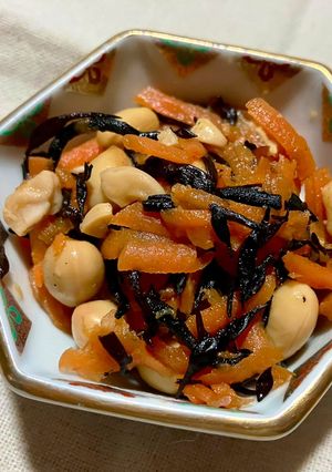 副菜 水煮大豆と人参 ひじきの蒸し煮-レシピのメイン写真