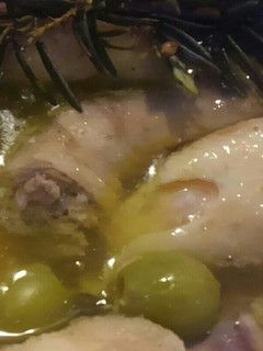 白ワインとオリーブで鶏もも肉煮込み-レシピのメイン写真