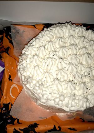 中からお菓子が飛び出すケーキ-レシピのメイン写真