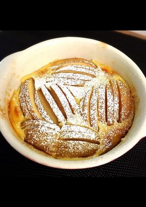 蜂蜜で作る優しい味のりんごのクラフティ-レシピのメイン写真