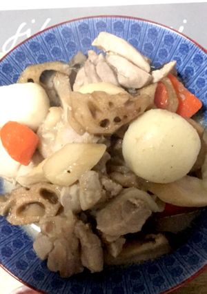 鶏もも肉と蓮根のごま豆乳煮-レシピのメイン写真