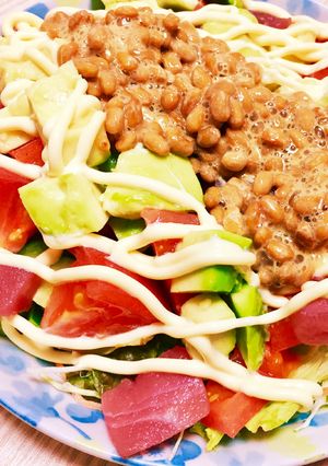 簡単おいしい！マグロアボカド納豆サラダ！-レシピのメイン写真