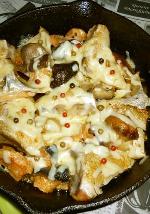 イシスキで銀鮭のアラ＋きのこのチーズ焼き-レシピのメイン写真